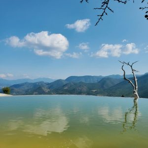 Hierve el Agua y la Sierra Norte de Oaxaca